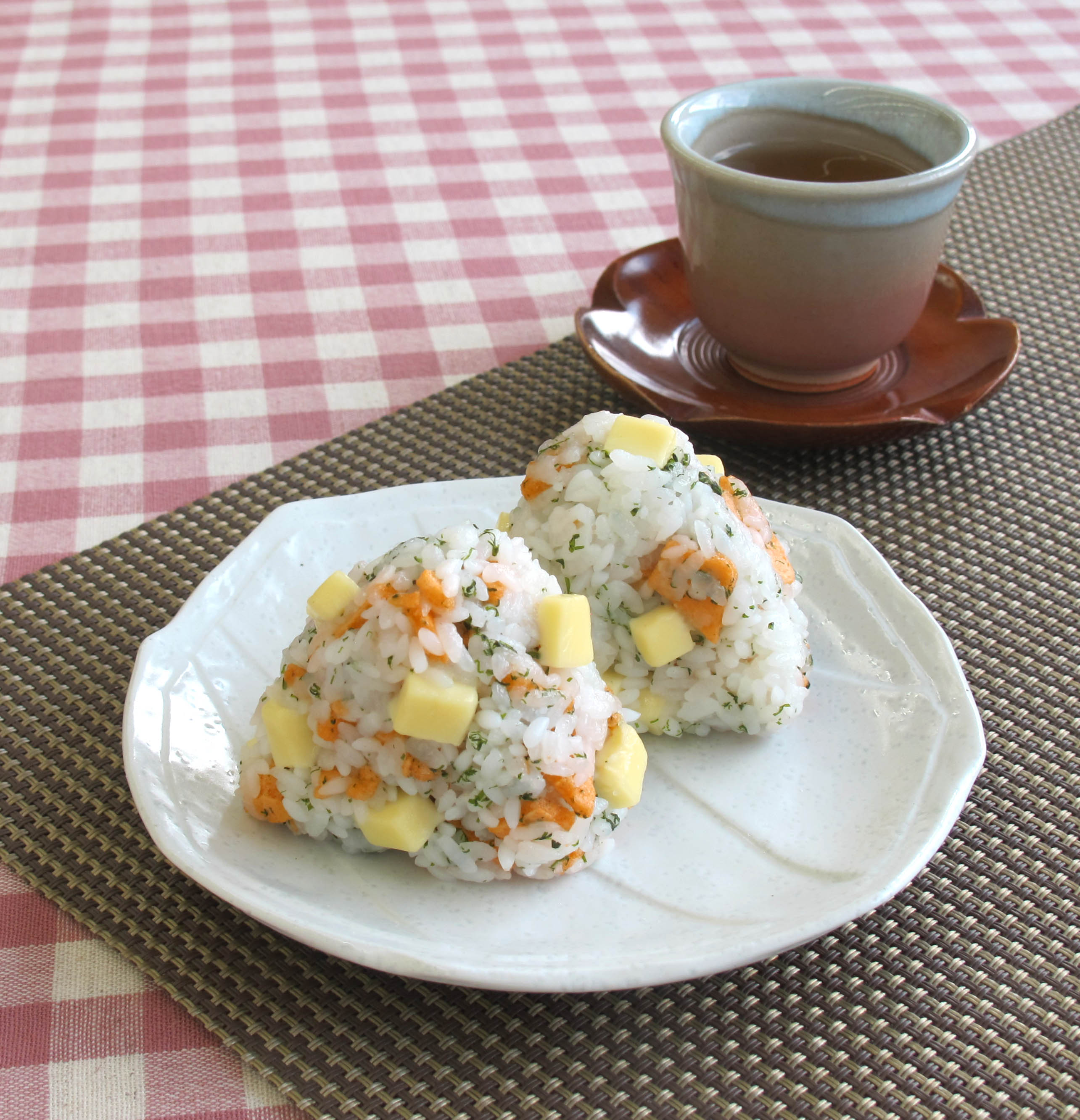 えびみりん焼とチーズのおにぎり